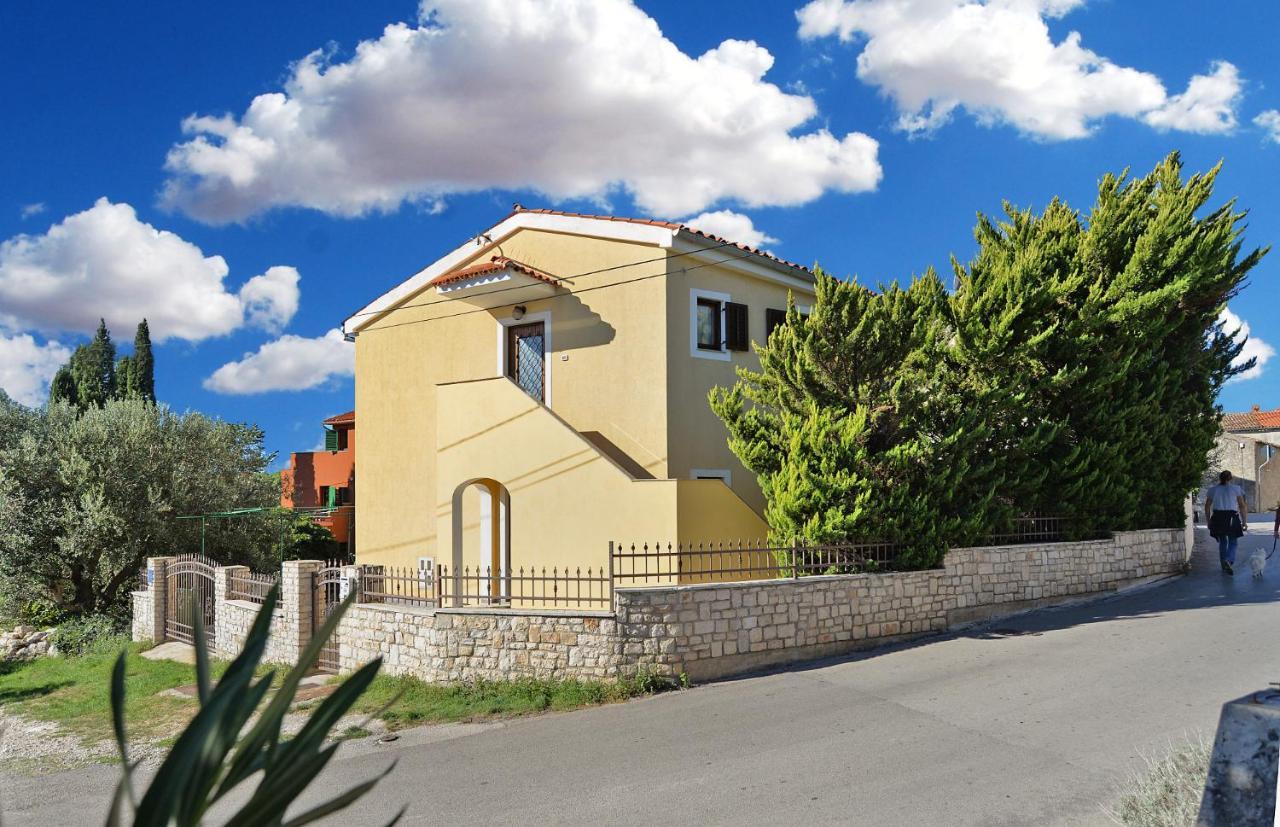 House Premantura 1096 빌라 외부 사진